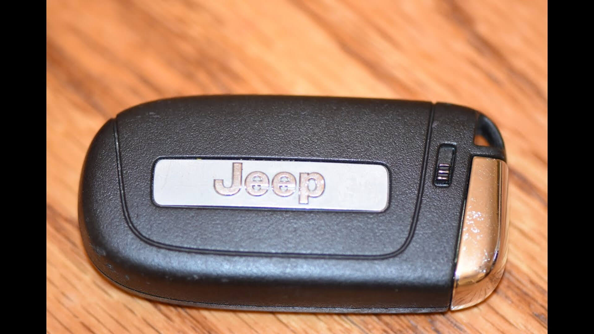 How to Change Battery in 2020 Jeep Compass Key Fob