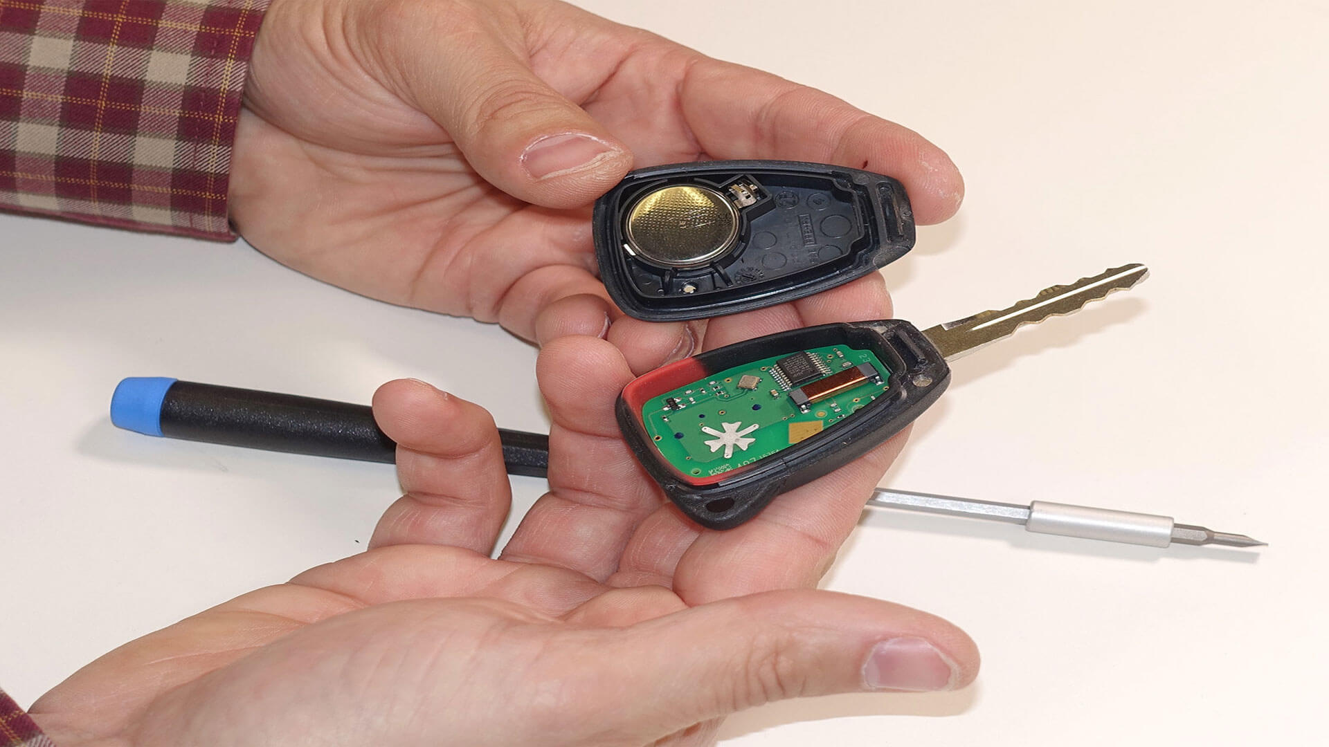 Jeep Compass Key Fob Battery Replacement